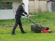 Práce na školní zahradě